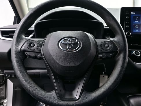 Used 2021 Toyota Corolla LE image 21