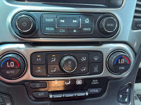 Used 2016 Chevrolet Tahoe LTZ AWD/4WD image 28