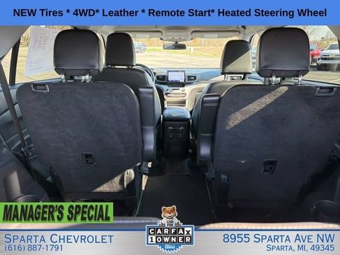Used 2022 Ford Explorer XLT w/ Equipment Group 202A AWD/4WD image 11
