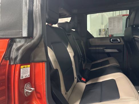 Used 2023 Ford Bronco Wildtrak AWD/4WD image 37