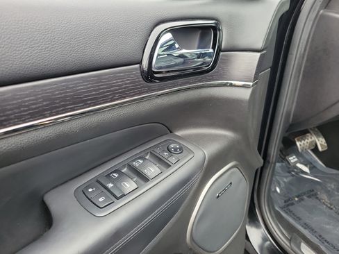 Used 2020 Jeep Grand Cherokee High Altitude image 18