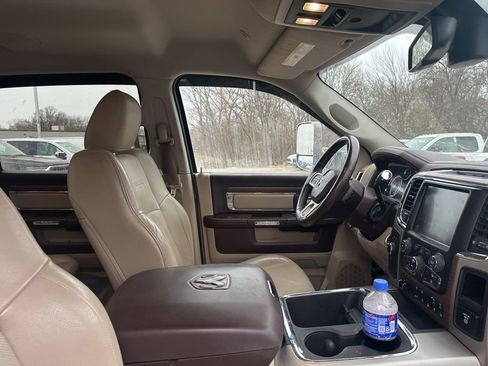 Used 2017 RAM 2500 Laramie image 15