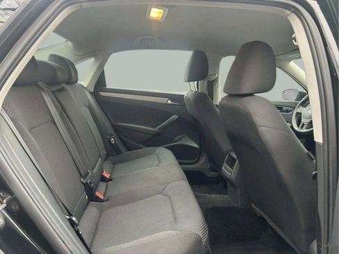 Used 2015 Volkswagen Passat 1.8T S image 28