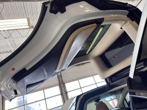 Used 2016 Tesla Model X 90D image 27