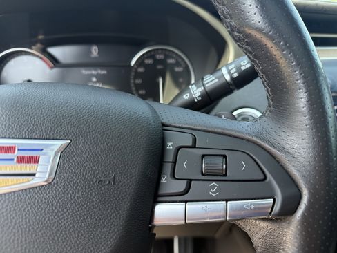 Certified 2023 Cadillac XT4 Sport w/ Cold Weather Package image 18