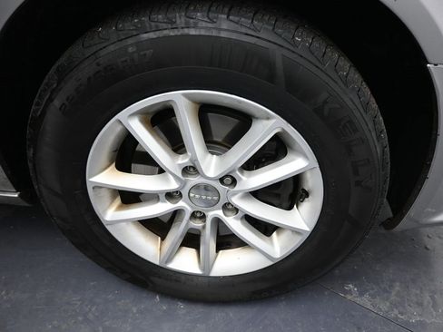 Used 2016 Dodge Grand Caravan SXT image 38