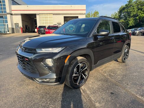 Used 2021 Chevrolet TrailBlazer RS w/ Convenience Package FWD image 1
