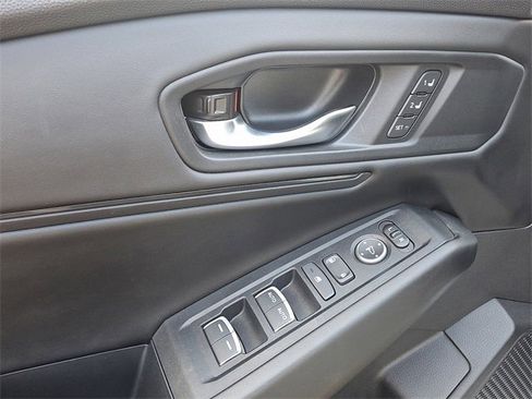 Used 2024 Honda Accord EX-L image 12