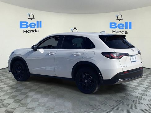 Certified 2023 Honda HR-V Sport image 3