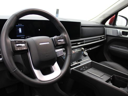 Used 2025 Hyundai Santa Fe SEL AWD/4WD image 15