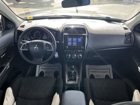 Used 2020 Mitsubishi Outlander Sport ES AWD/4WD image 21