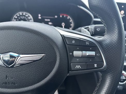 Used 2023 Genesis G70 2.0T image 23
