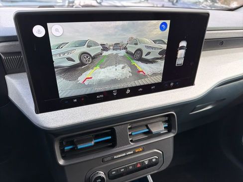 New 2026 Ford Maverick XLT image 13