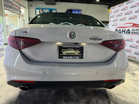 Used 2021 Alfa Romeo Giulia Sprint w/ Sun & Sound Package image 11
