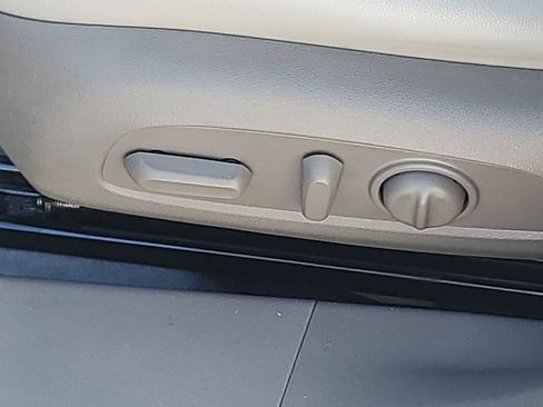 Used 2019 Chevrolet Malibu Premier w/ Sun and Wheel Package image 29