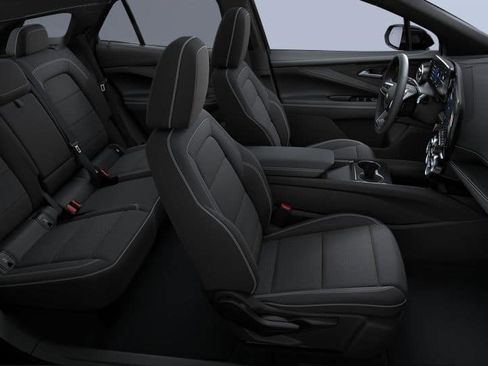 New 2026 Chevrolet Blazer EV LT image 32