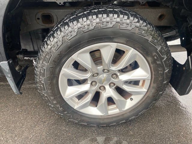 Used 2021 Chevrolet Silverado 1500 Custom AWD/4WD image 11