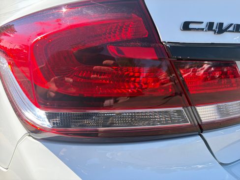Used 2014 Honda Civic Si image 27