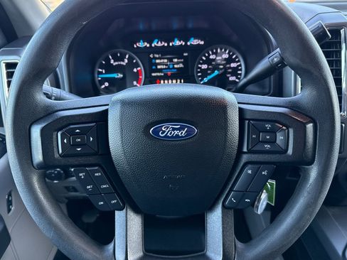 Used 2017 Ford F250 XLT w/ XLT Premium Package AWD/4WD image 22