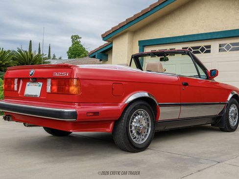 Used 1988 BMW 325i Convertible RWD image 8