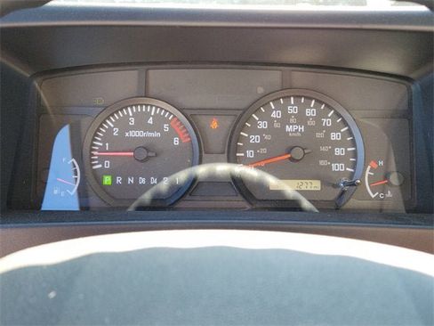 Used 2024 Isuzu NPR image 23