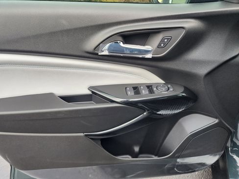 New 2026 Chevrolet Trax LT w/ LT Convenience Package image 23