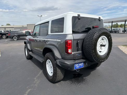 Used 2025 Ford Bronco Heritage Edition AWD/4WD image 6