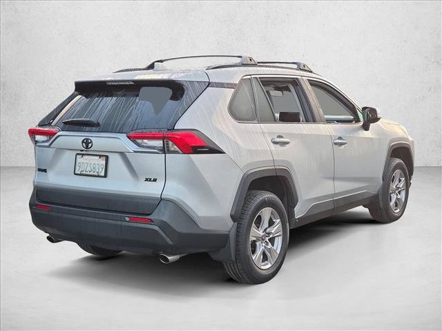 Used 2023 Toyota RAV4 XLE w/ Convenience Package FWD image 5