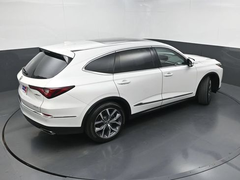 Used 2023 Acura MDX w/ Technology Package AWD/4WD image 40