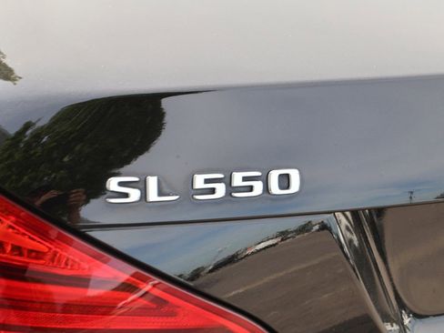 Used 2019 Mercedes-Benz SL 550 image 9