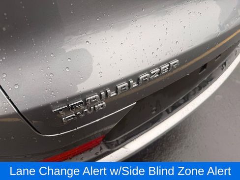 Used 2024 Chevrolet TrailBlazer LT w/ Driver Confidence Package image 10