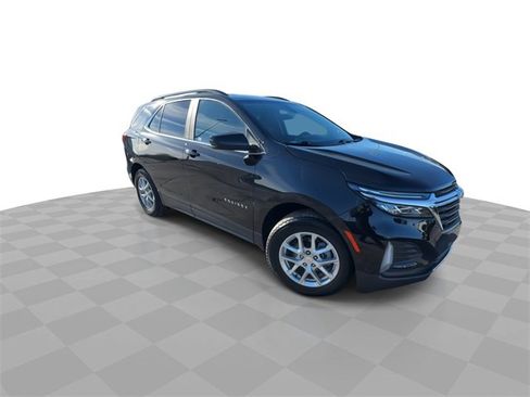 Certified 2023 Chevrolet Equinox LT image 2