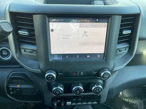 Used 2024 RAM 3500 Tradesman w/ Chrome Appearance Group image 18