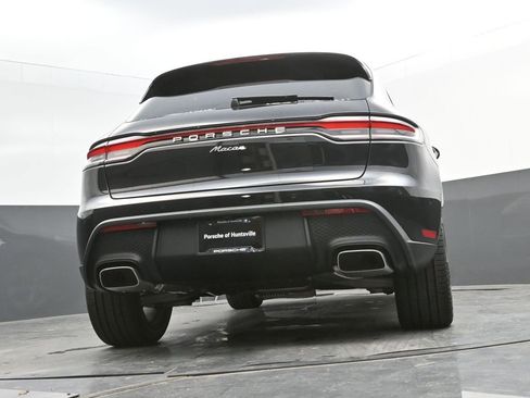 New 2025 Porsche Macan image 33