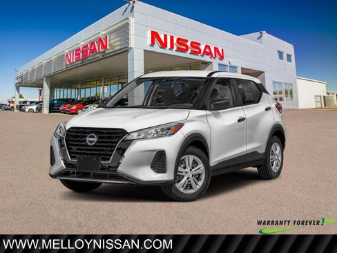 New 2025 Nissan Kicks Play S image 1