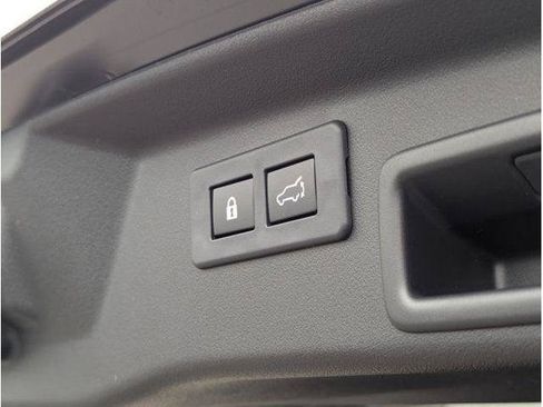 Used 2026 Subaru Outback Limited AWD/4WD image 79