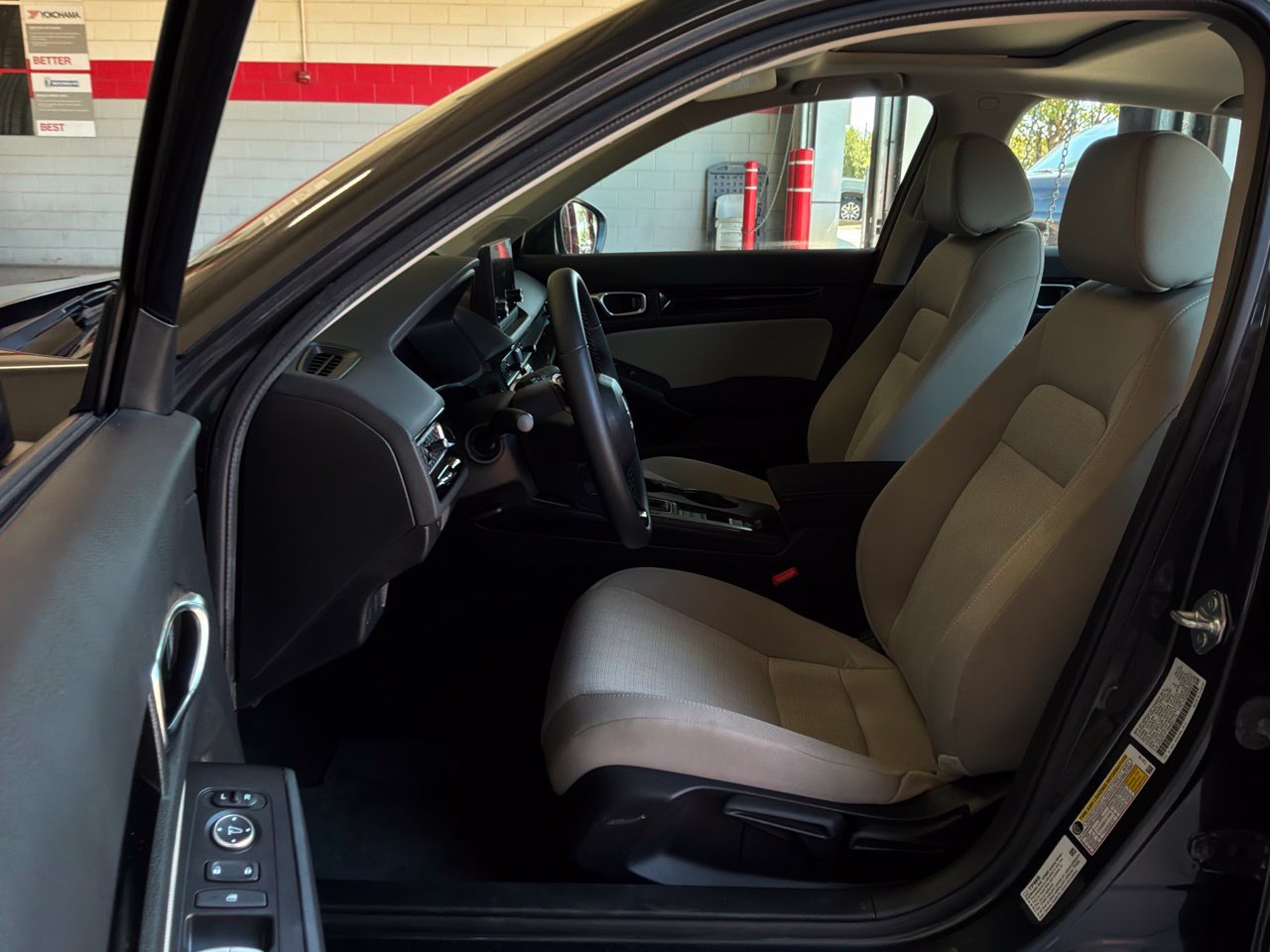 Used 2024 Honda Civic EX image 8
