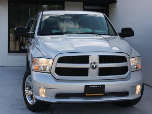 Used 2014 RAM 1500 Express AWD/4WD image 3