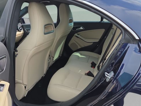 Certified 2017 Mercedes-Benz CLA 250 image 11