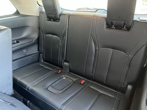 Certified 2023 INFINITI QX60 Luxe FWD image 18