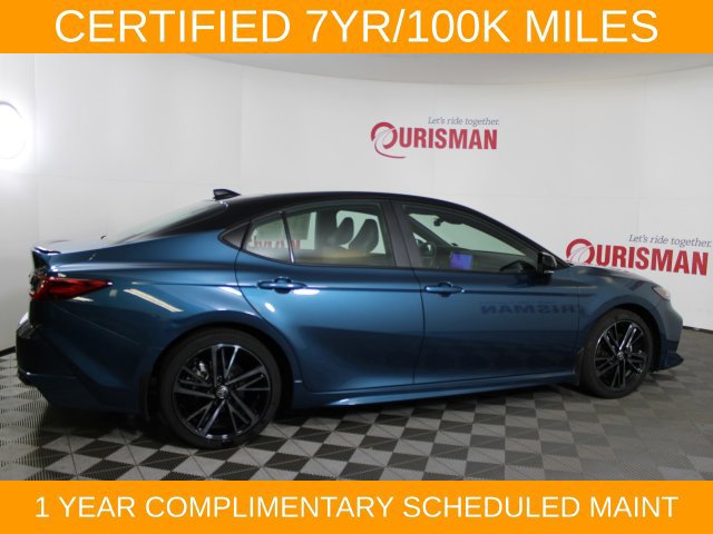 Used 2025 Toyota Camry XSE FWD image 9