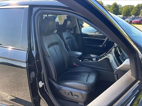 Used 2023 Jeep Grand Cherokee 4WD 4xe w/ Luxury Tech Group II image 11