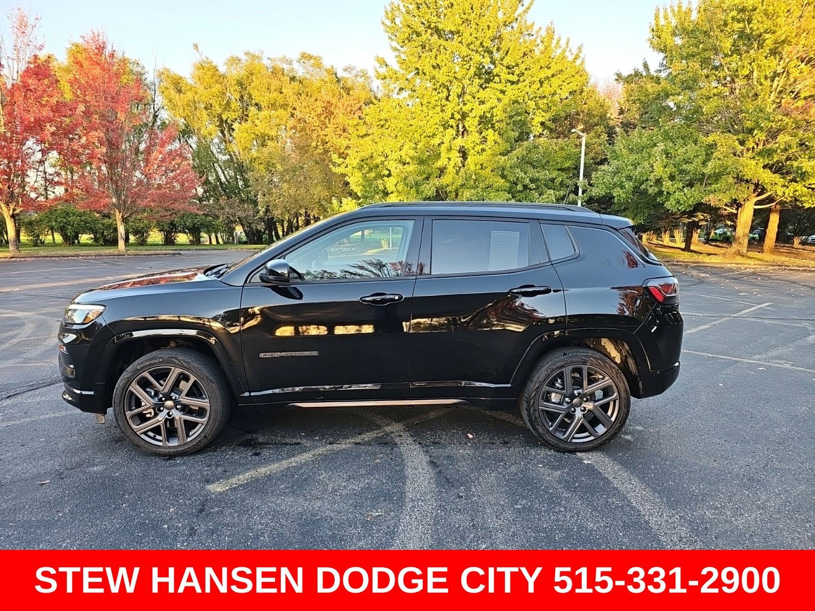 Used 2024 Jeep Compass Limited w/ High Altitude Package AWD/4WD image 1