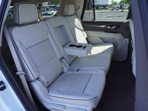 Certified 2021 GMC Yukon Denali w/ Denali Ultimate Package image 9