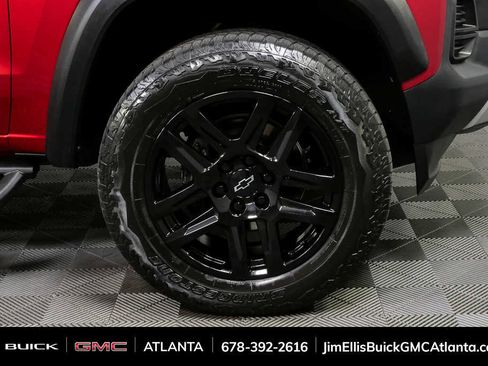 Used 2023 Chevrolet Colorado Trail Boss w/ Technology Package image 35