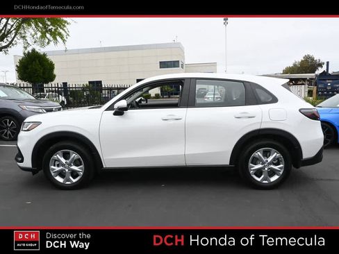 Certified 2025 Honda HR-V LX image 4