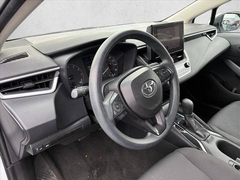Used 2024 Toyota Corolla LE FWD image 10