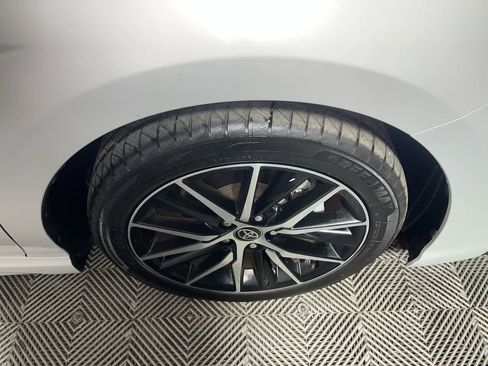 Used 2023 Toyota Camry SE image 10