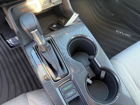 Used 2024 Honda Civic EX image 22