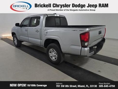 Used 2022 Toyota Tacoma SR w/ SR Convenience Package image 25